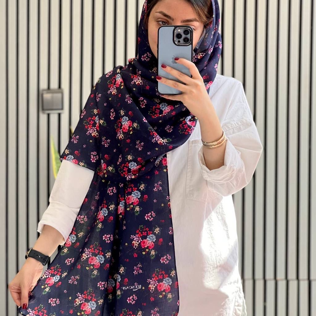 شال طرح گل زنبق با ترکیب رنگی تابستانه