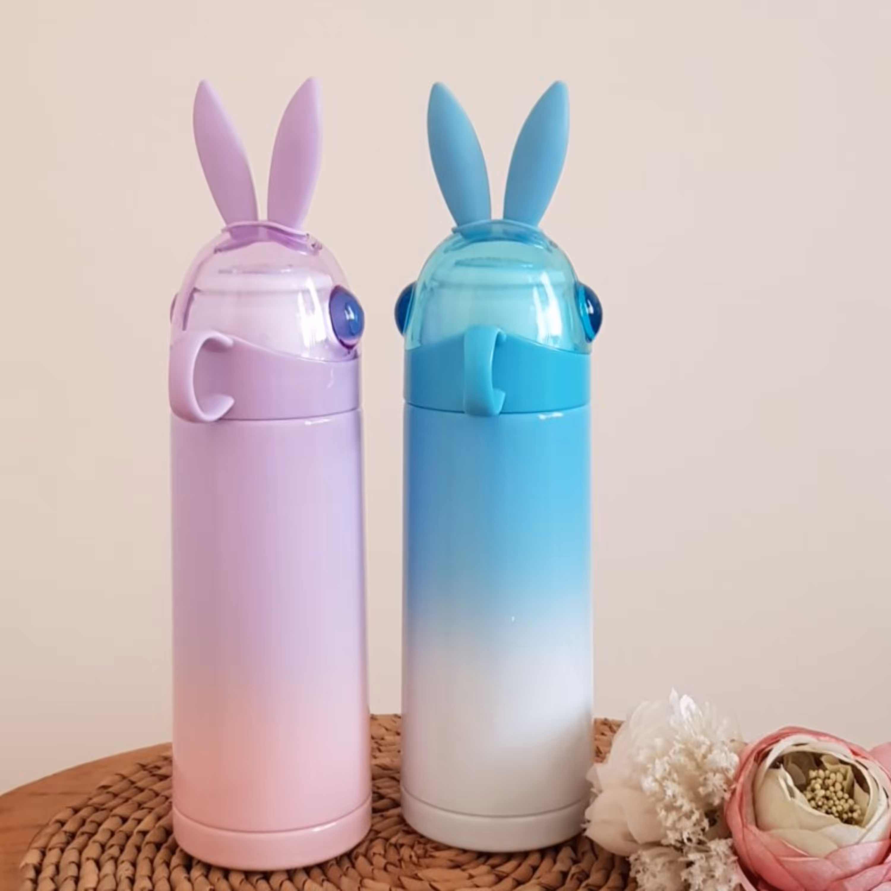 فلاسک خرگوشی پاستلی رنگ ابی سفید