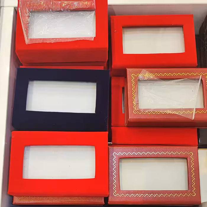 جعبه مخصوص سکه طلا و کارت بانکی 