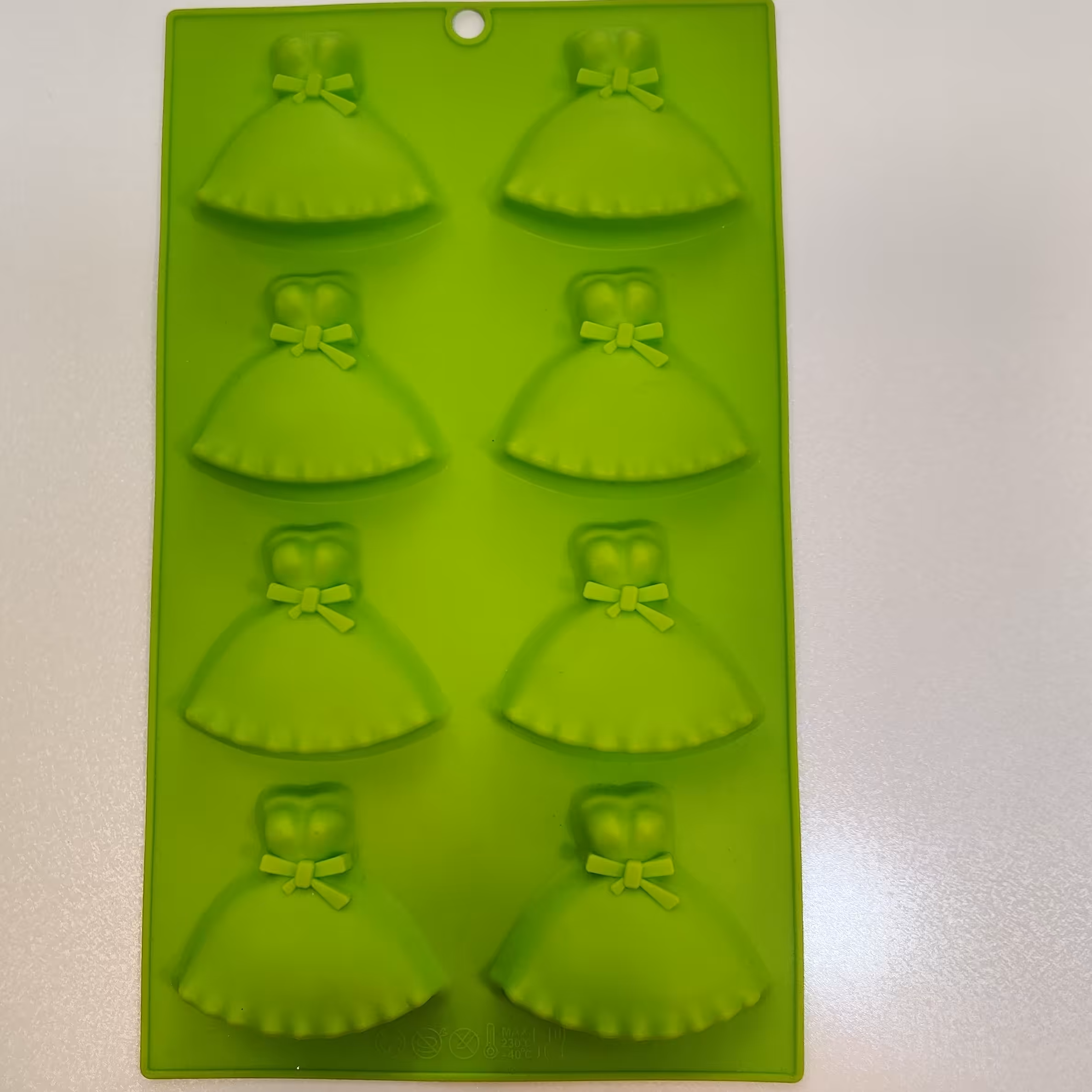 سیلیکون پیراهن دخترونه 