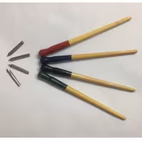 یک عدد قلم خوشنویسی چوبی و یک عدد سرقلم اتریشی سفارش ایران