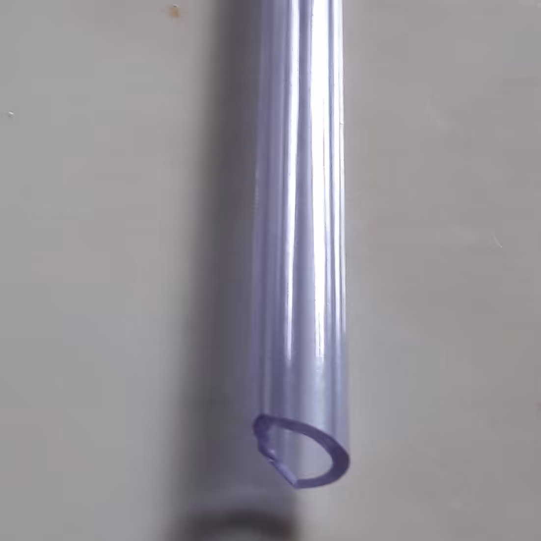 لوله آزمایشگاهی رنگی بنفش روشن سایز هشت