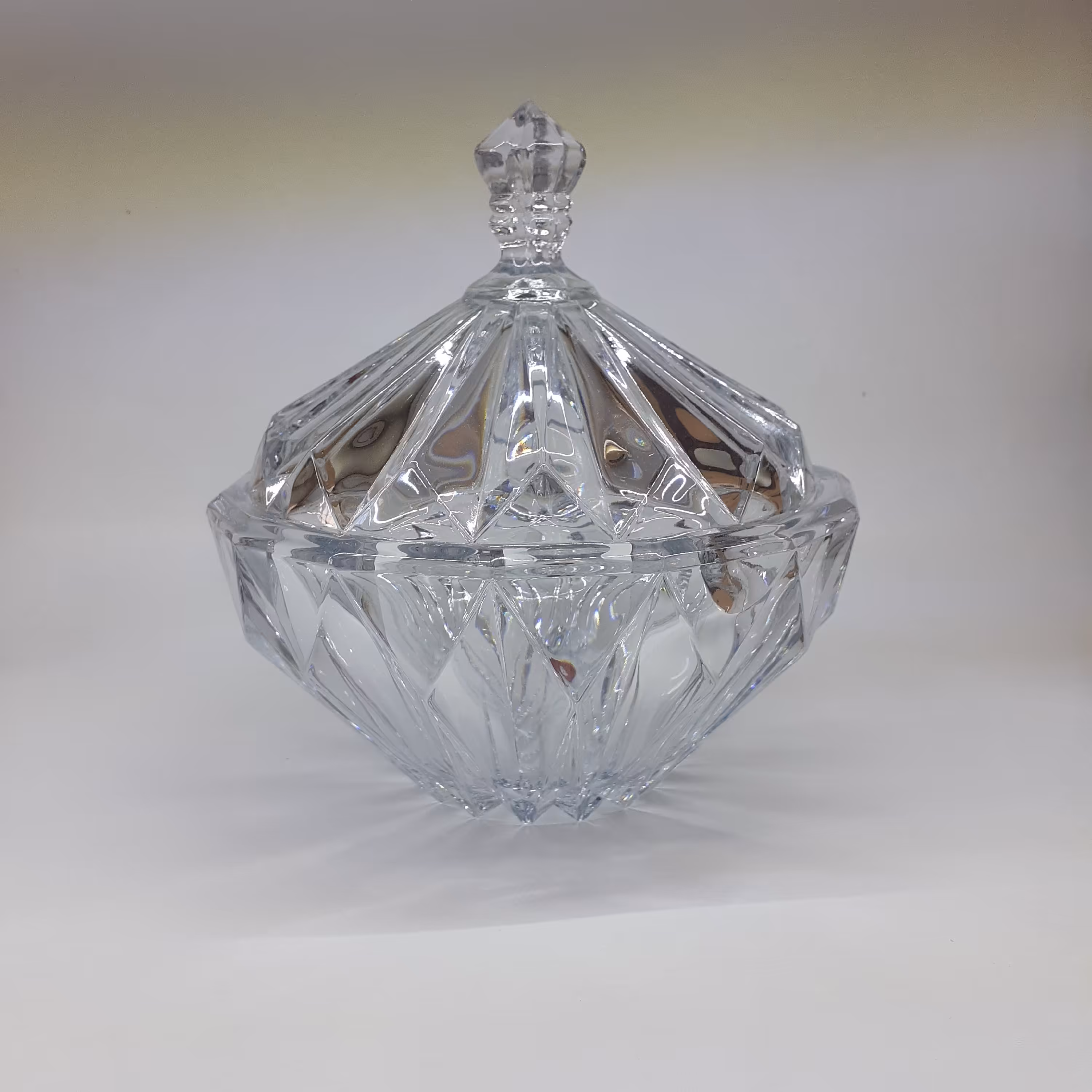 شکلات خوری  درب دار  کریستالی برند ساکورا 