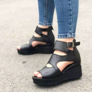 صندل لژ دار زنانه