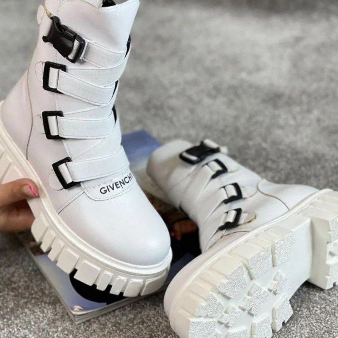 نیم بوت زنانه سفید و مشکی بغل زیپ بند سگگی ارسال رایگان 