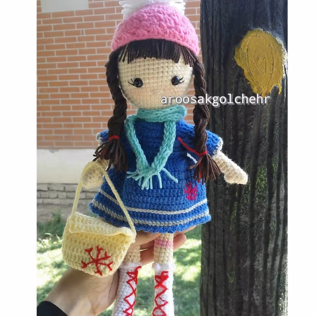 عروسک بافتنی دختر النا