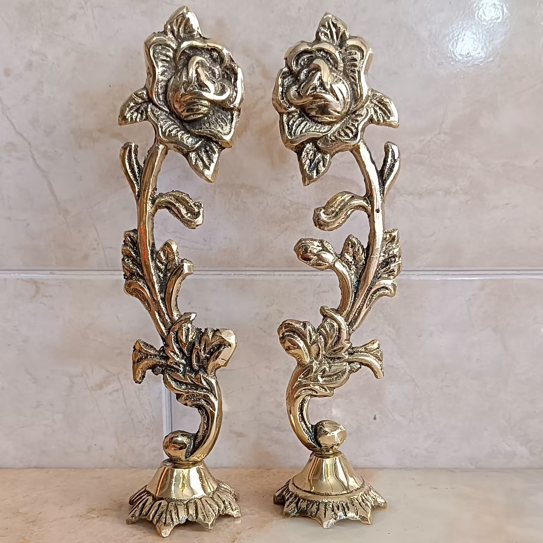 گل دکوری تزیینی و برنجی رومیزی تک رو ،کد157