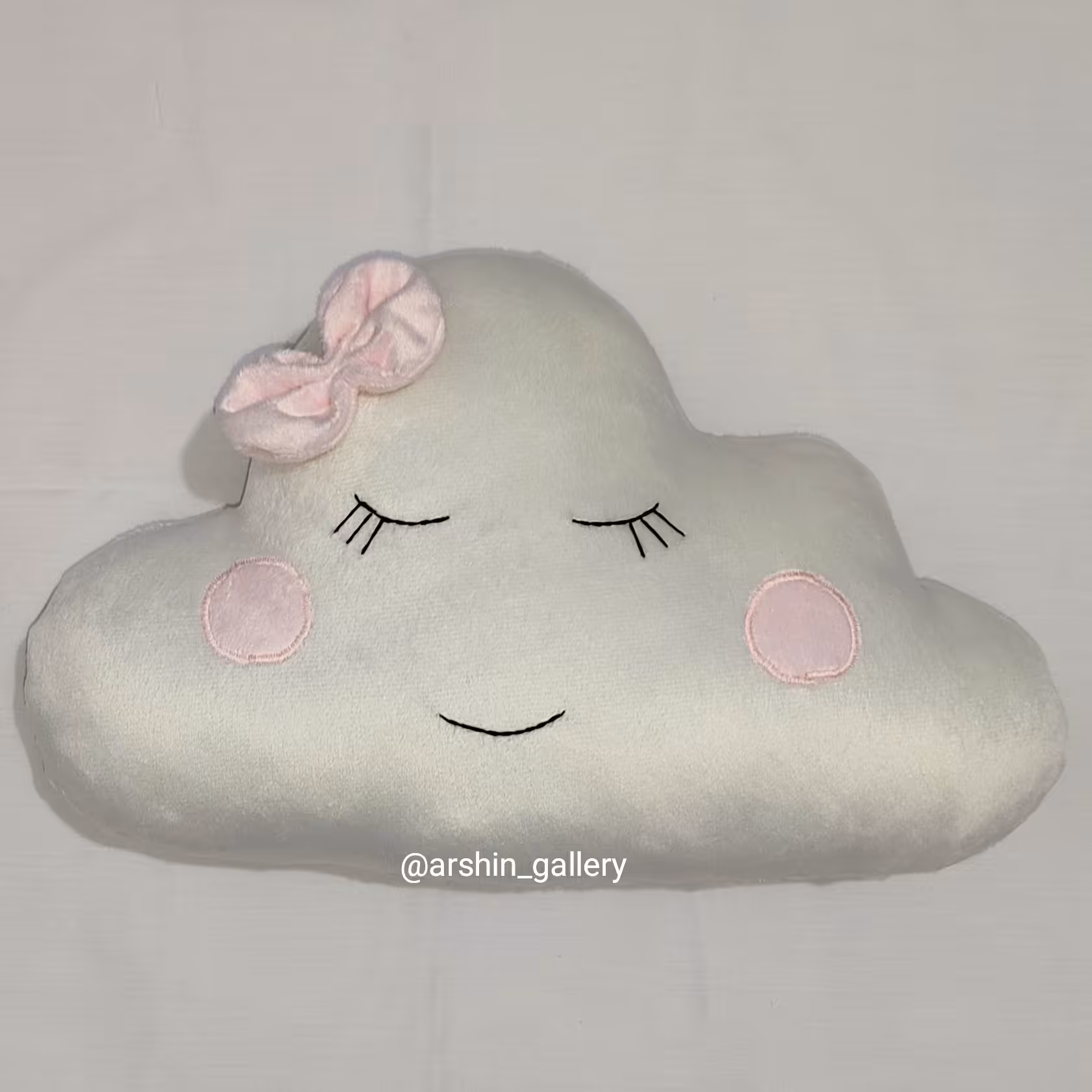 کوسن  عروسکی فانتزی مخملی طرح ابر  سایز 30سانتیمتر گارد تخت نوزاد