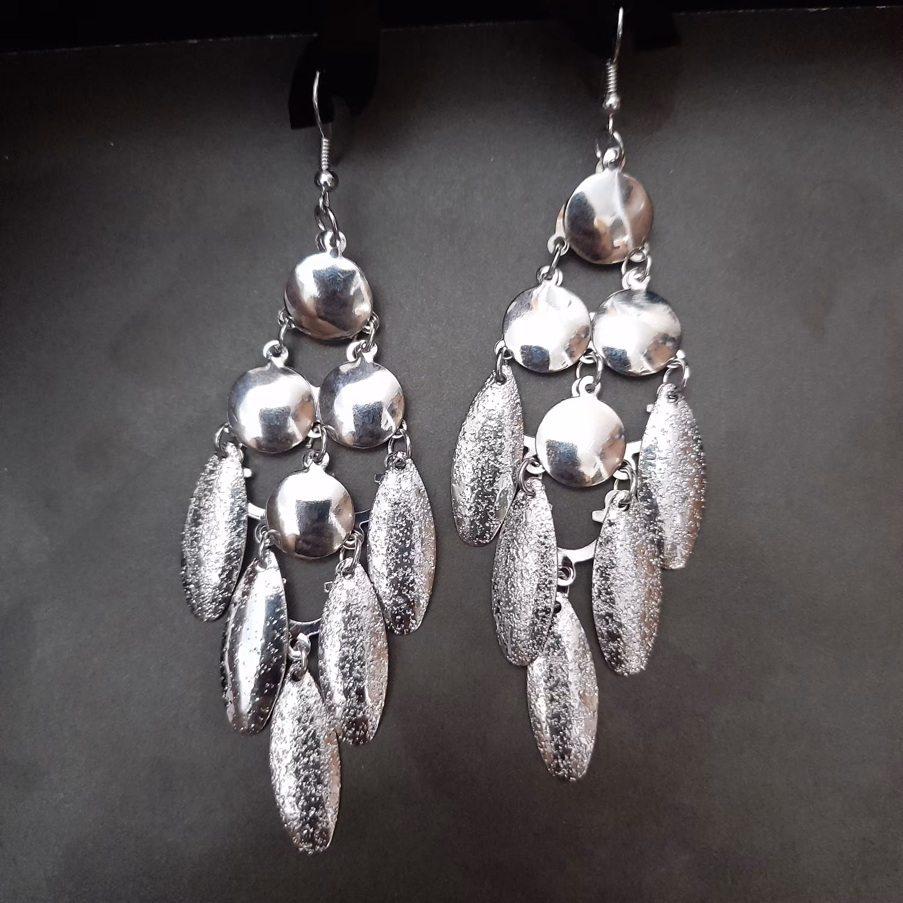 گوشواره آویز سبک و بلند