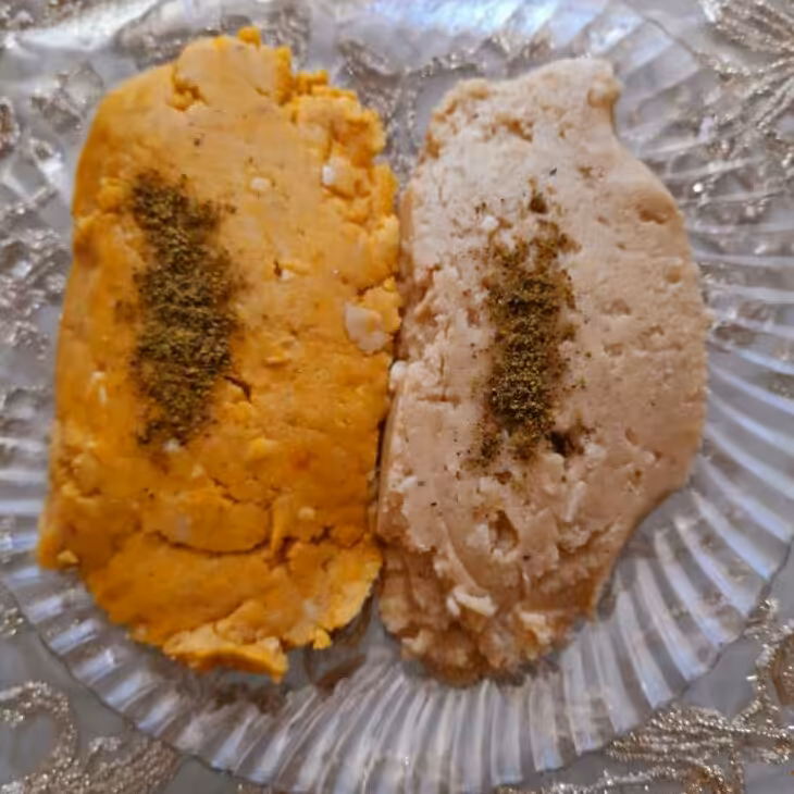 حلوا کفگیری دورنگ بادامی