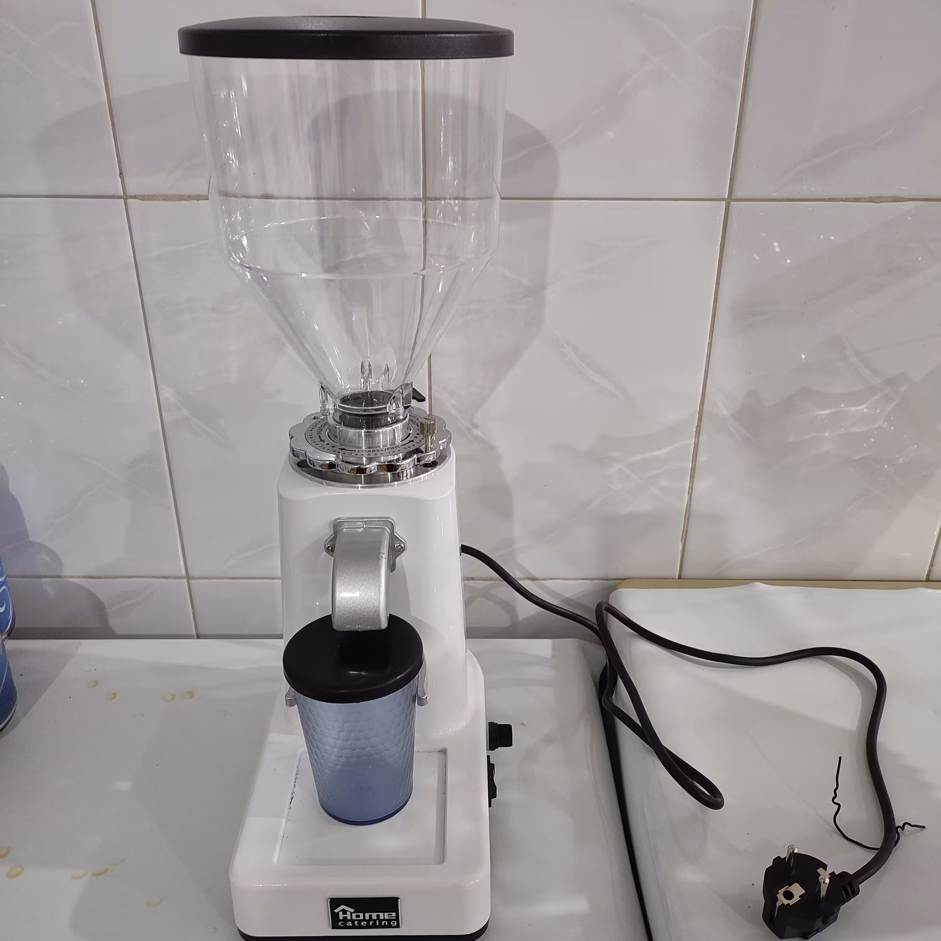 آسیاب قهوه مدل 3019  (c19) هوم جهت  استفاده در کافه ها قهوه فروشی ها و خانگی  قابلیت تنظیم با حالت دستی و اتوماتیک 