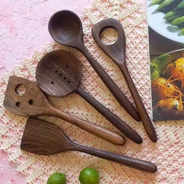 سرویس سفارشی 3 تکه خانم زارعی 28 سانتی چوب راش گرجستانی  sefareshi003