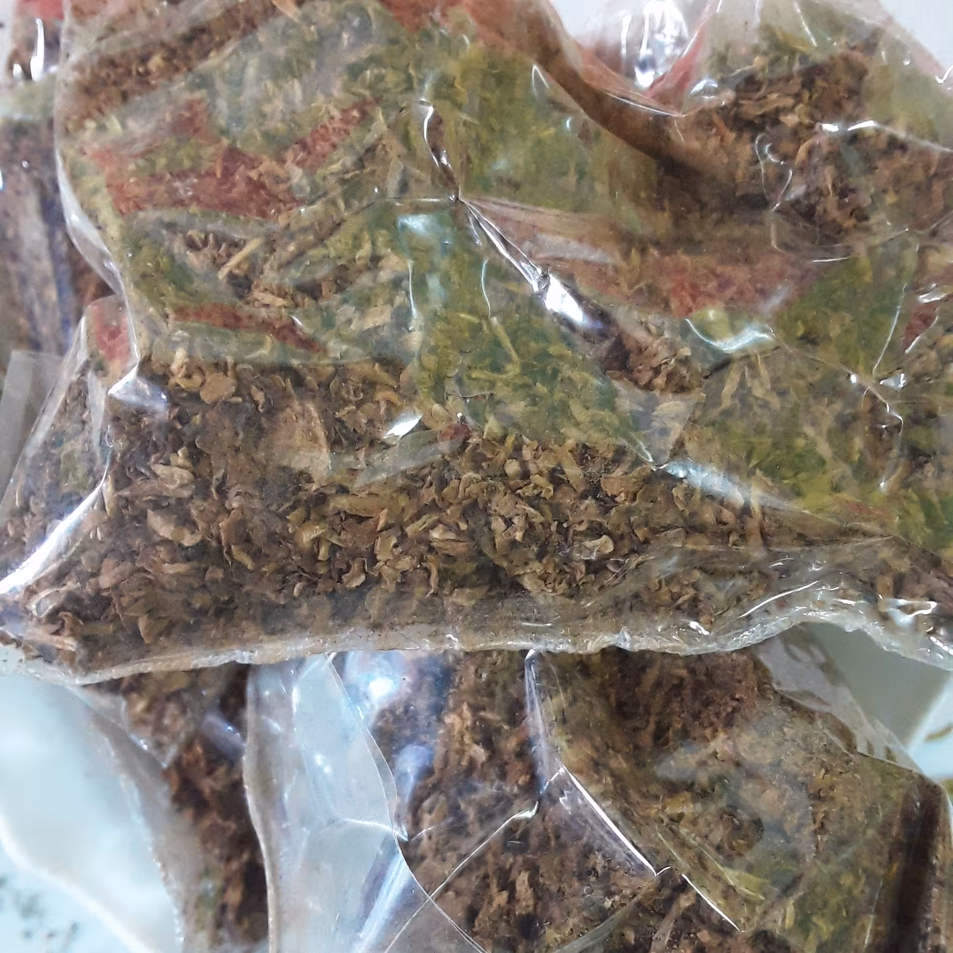 توتون  اویشنی چهارگل چهارمحال بختیاری(10گرمی)