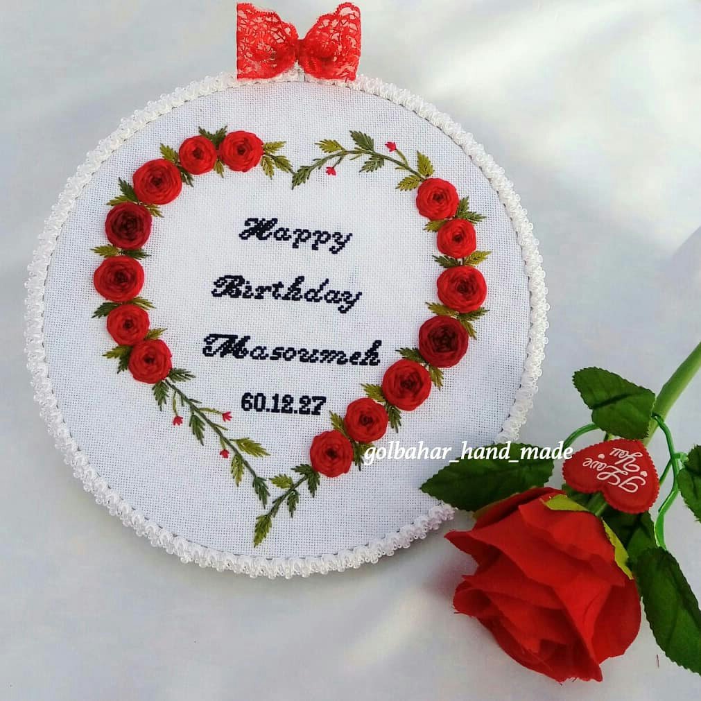 دیوارکوب گلدوزی تولد3