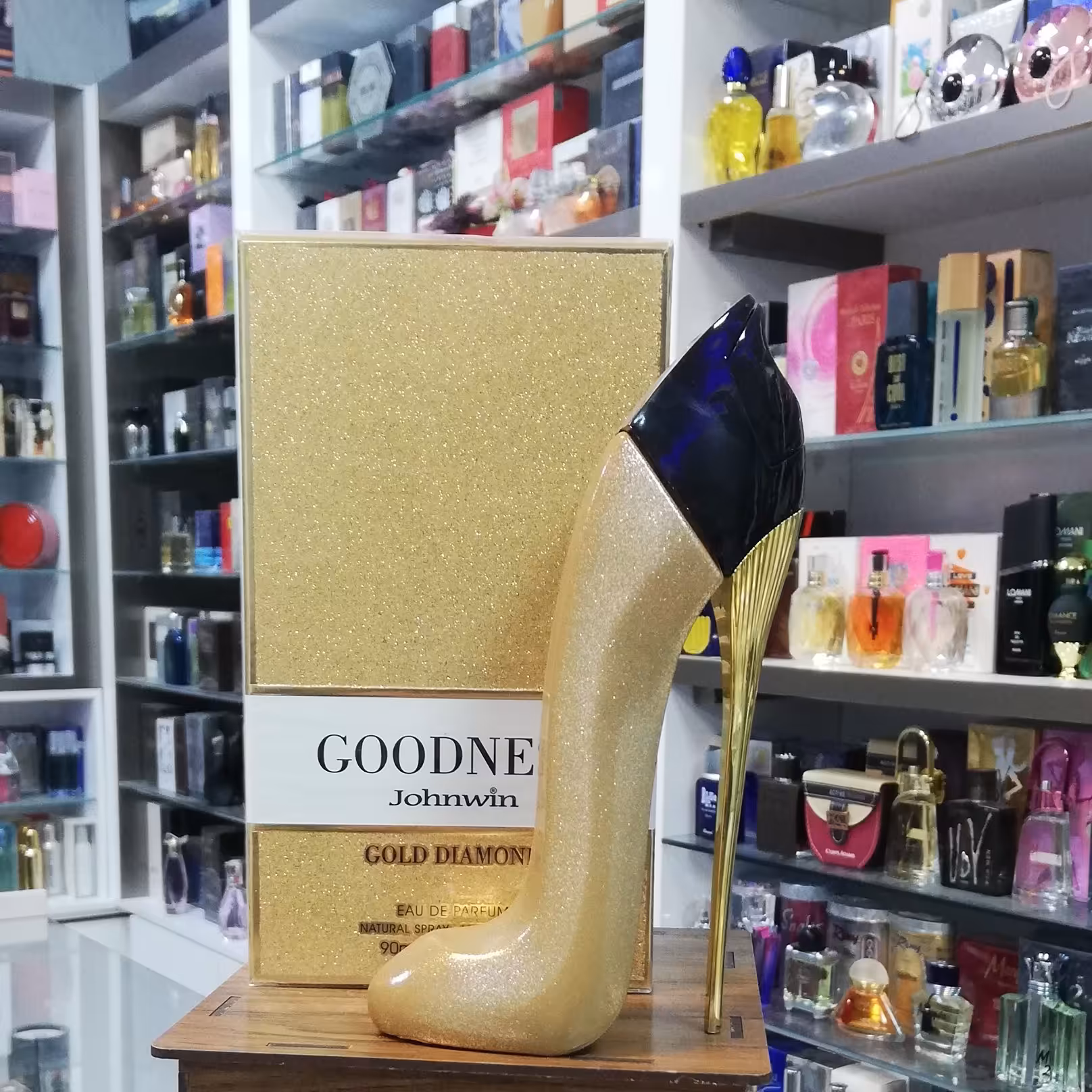 ادو پرفیوم جانوین Goodness Gold
Johnwin Goodness Gold Eau de Parfum