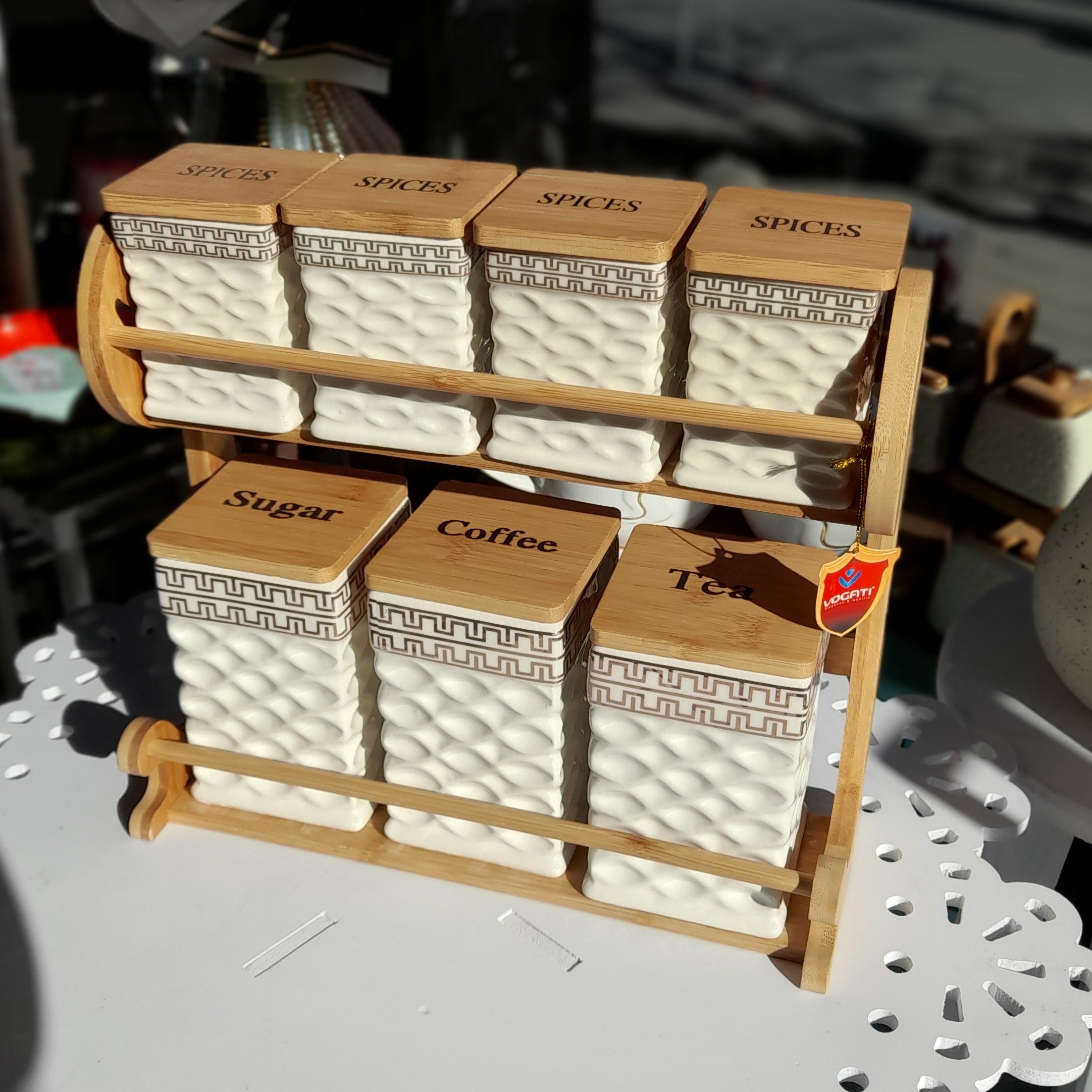 پاسماوری 7 تیکه چینی با درب و استند بامبو وارداتی.هزینه ارسال پسکرایه میباشد و به عهده مشتریست.