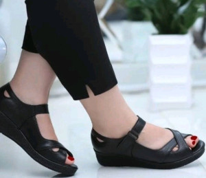 صندل زنانه