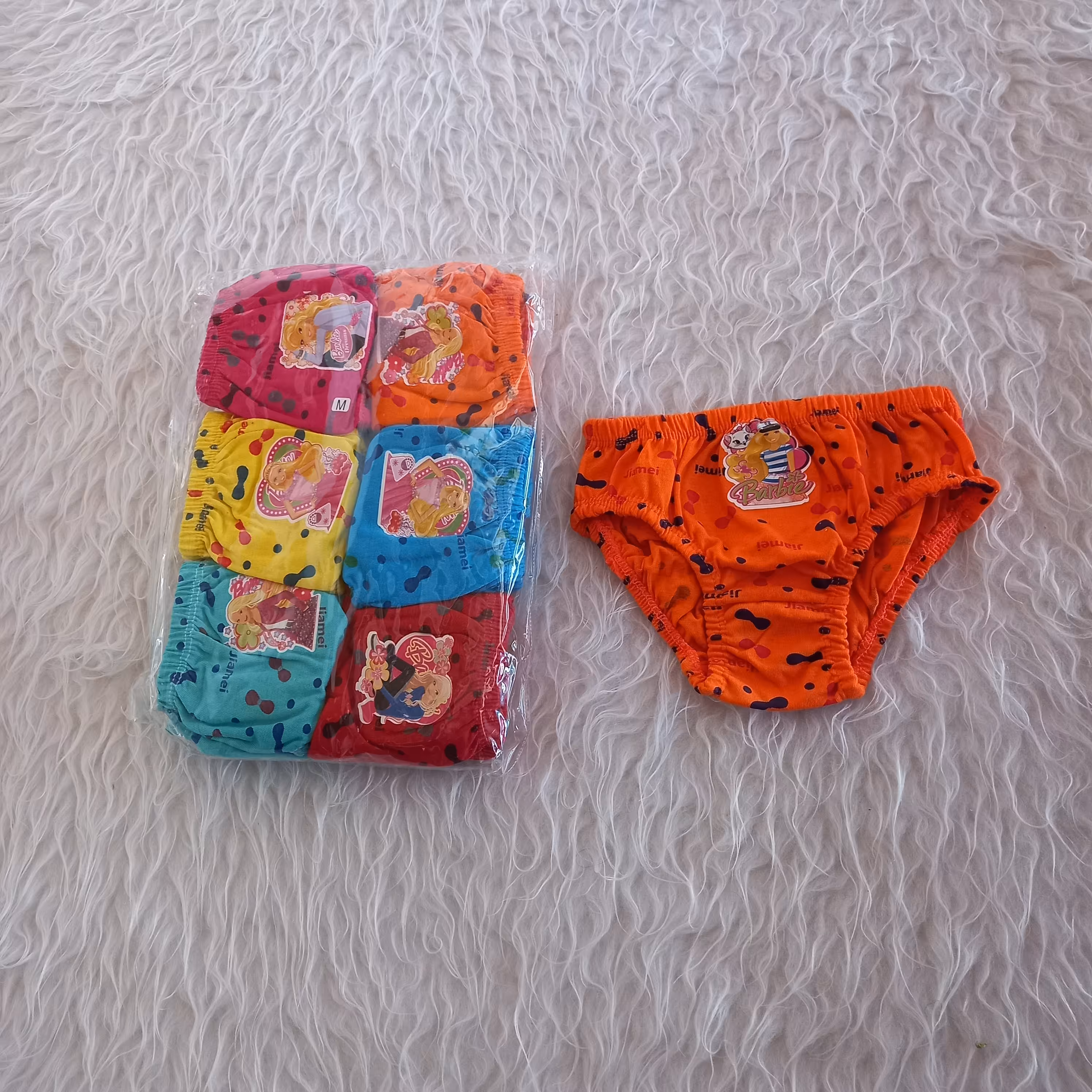 ارسال رایگان پک دوعددی شورت دخترانه نخی مناسب 1 تا دو سال