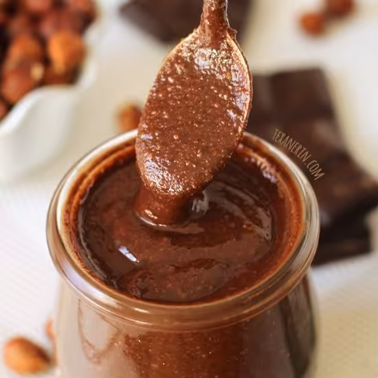 کره بادام زمینی شکلاتی شیرین