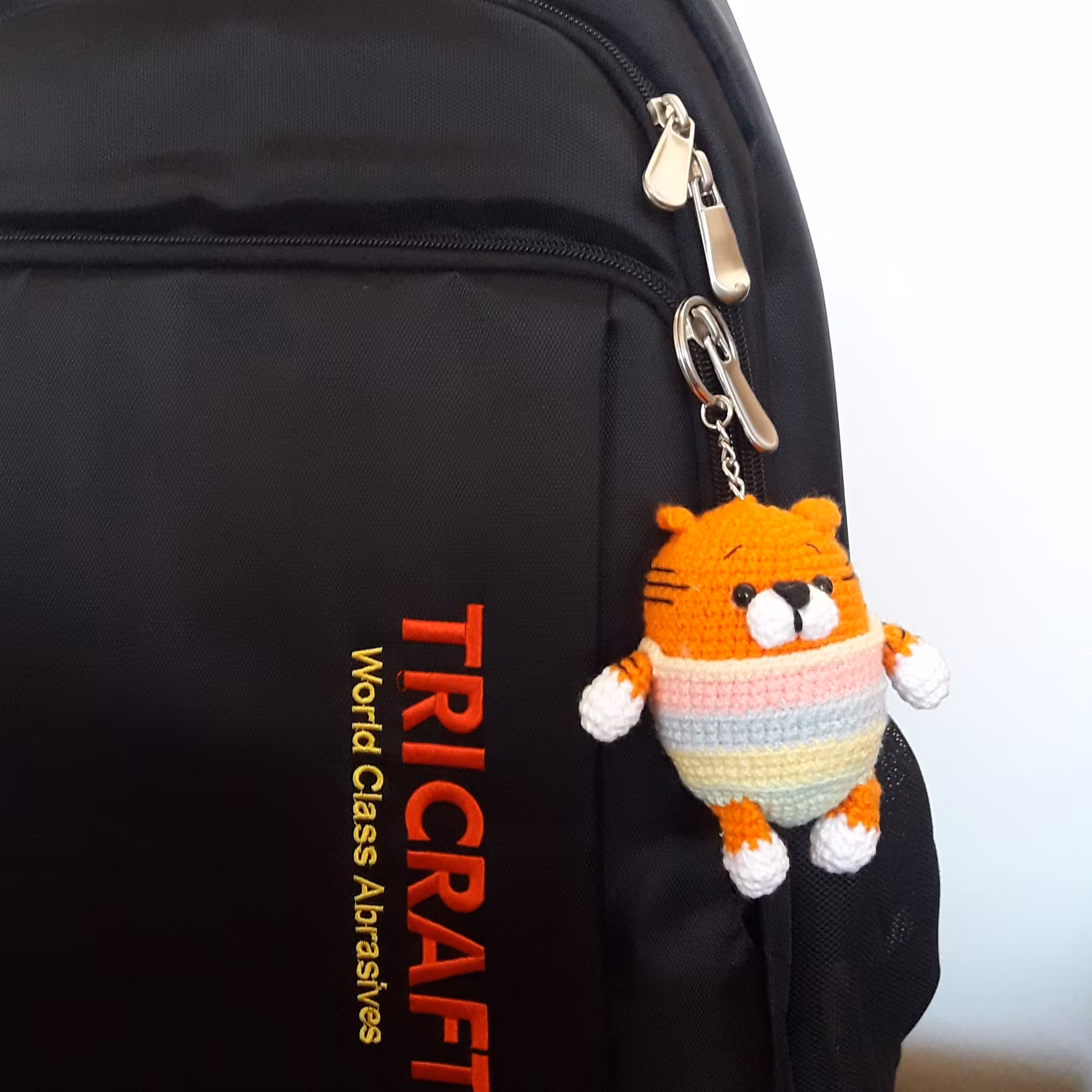 آویز کیف و جاکلیدی