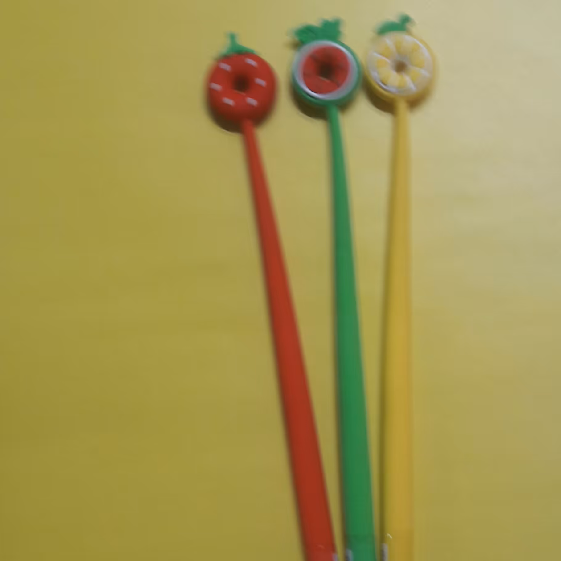 خودکار فانتزی میوه ای  خیام شمالی نوشت افزار پاکزادی 