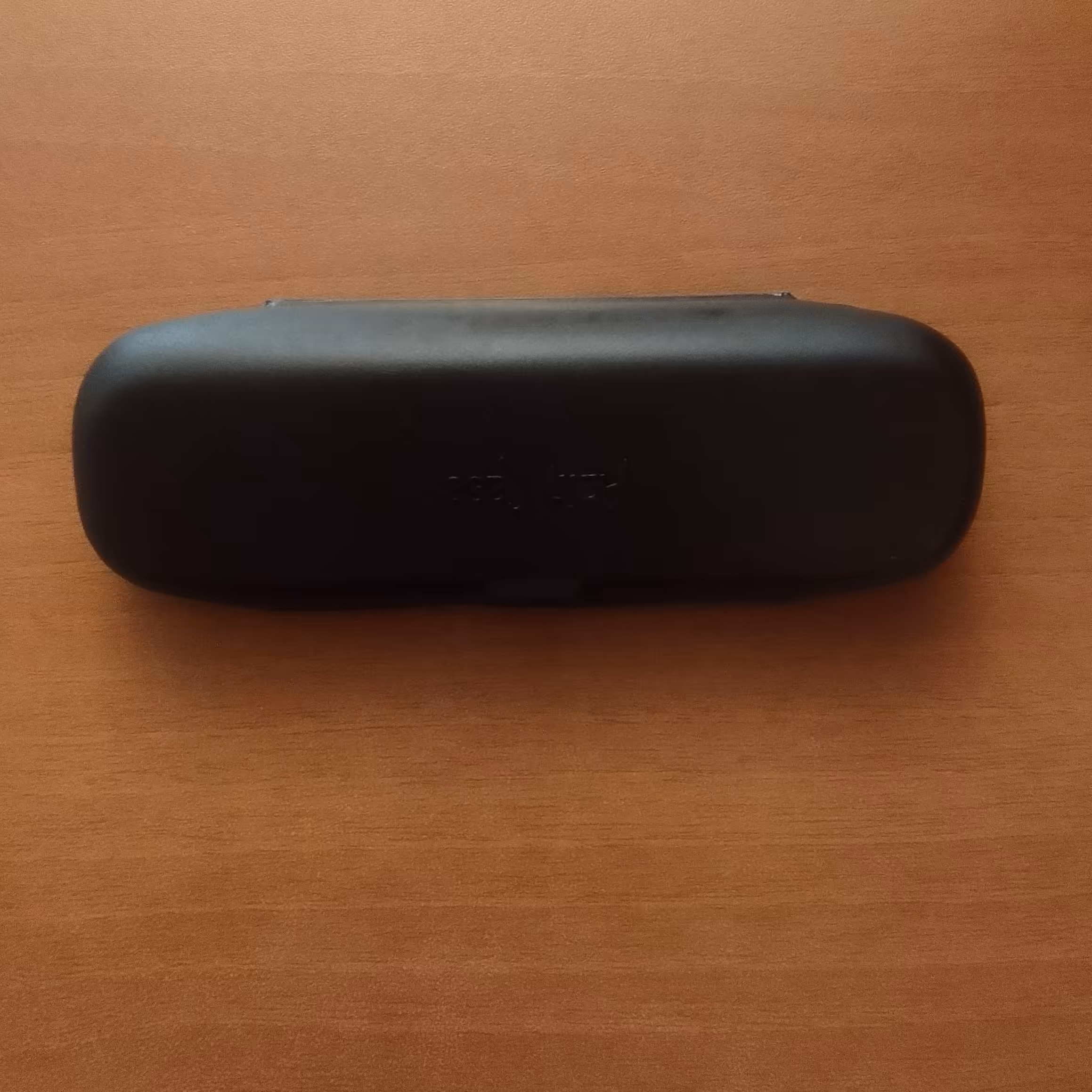 جاعینکی قاب عینک کیف عینک جای عینک مشکی پلاستیکی 