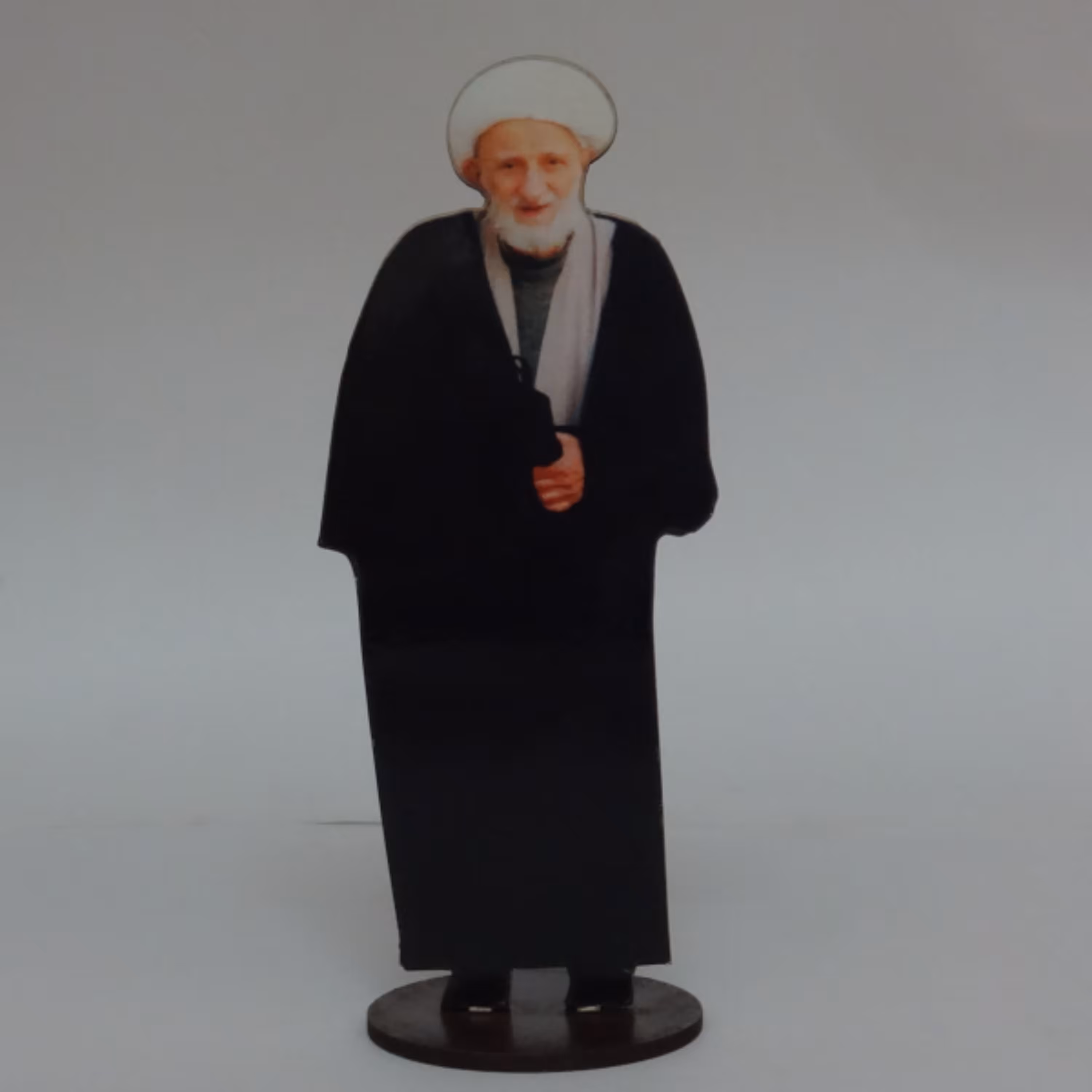 012809-استند(آیت الله بهجت) تندیس کوچک رومیزی قابل استفاده به صورت دکوری در محل کارومنزل 20700608