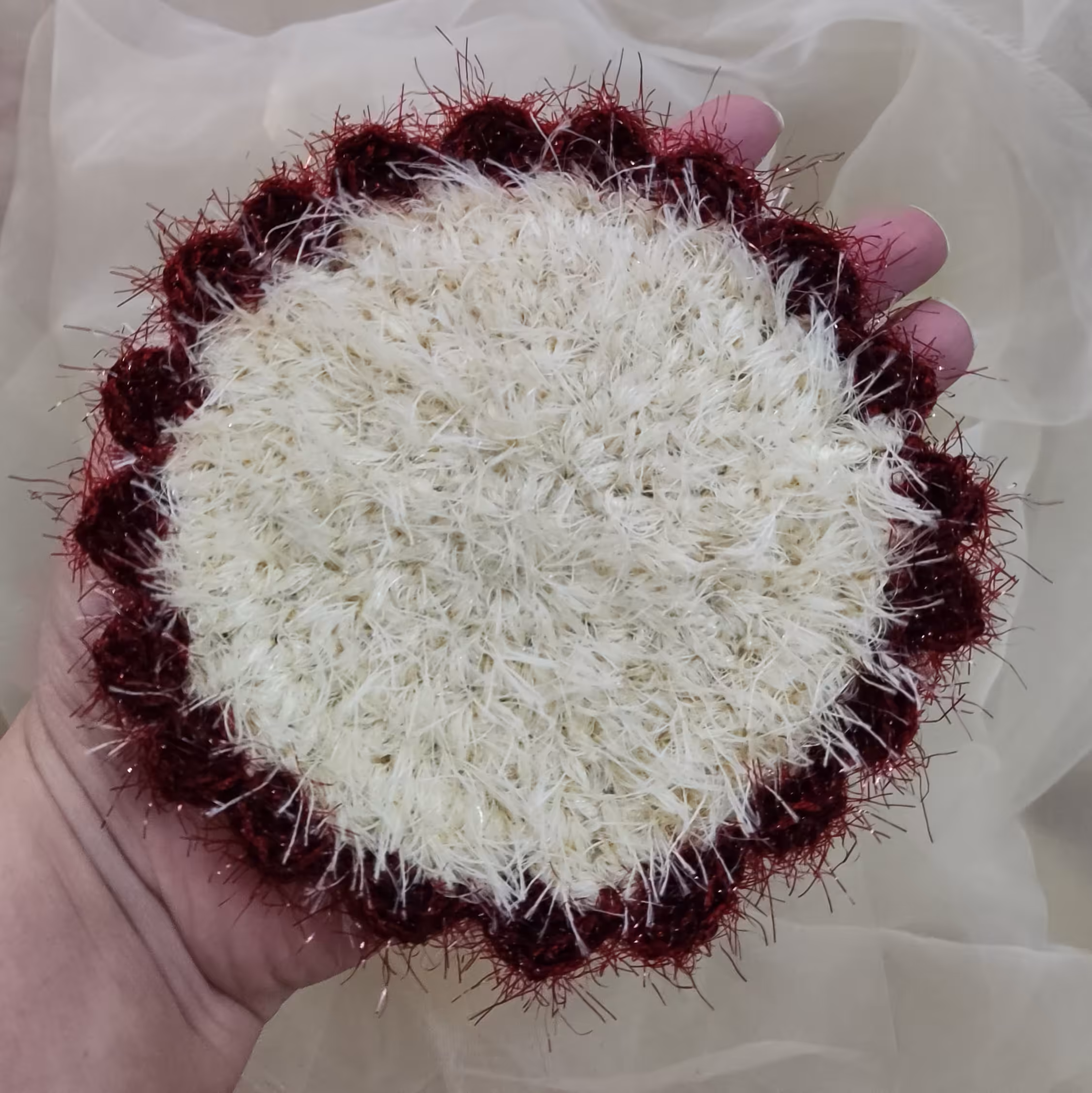 اسکاج  یوموش دور  سوزنی غرفه دستبافتهای بانوی اردیبهشت