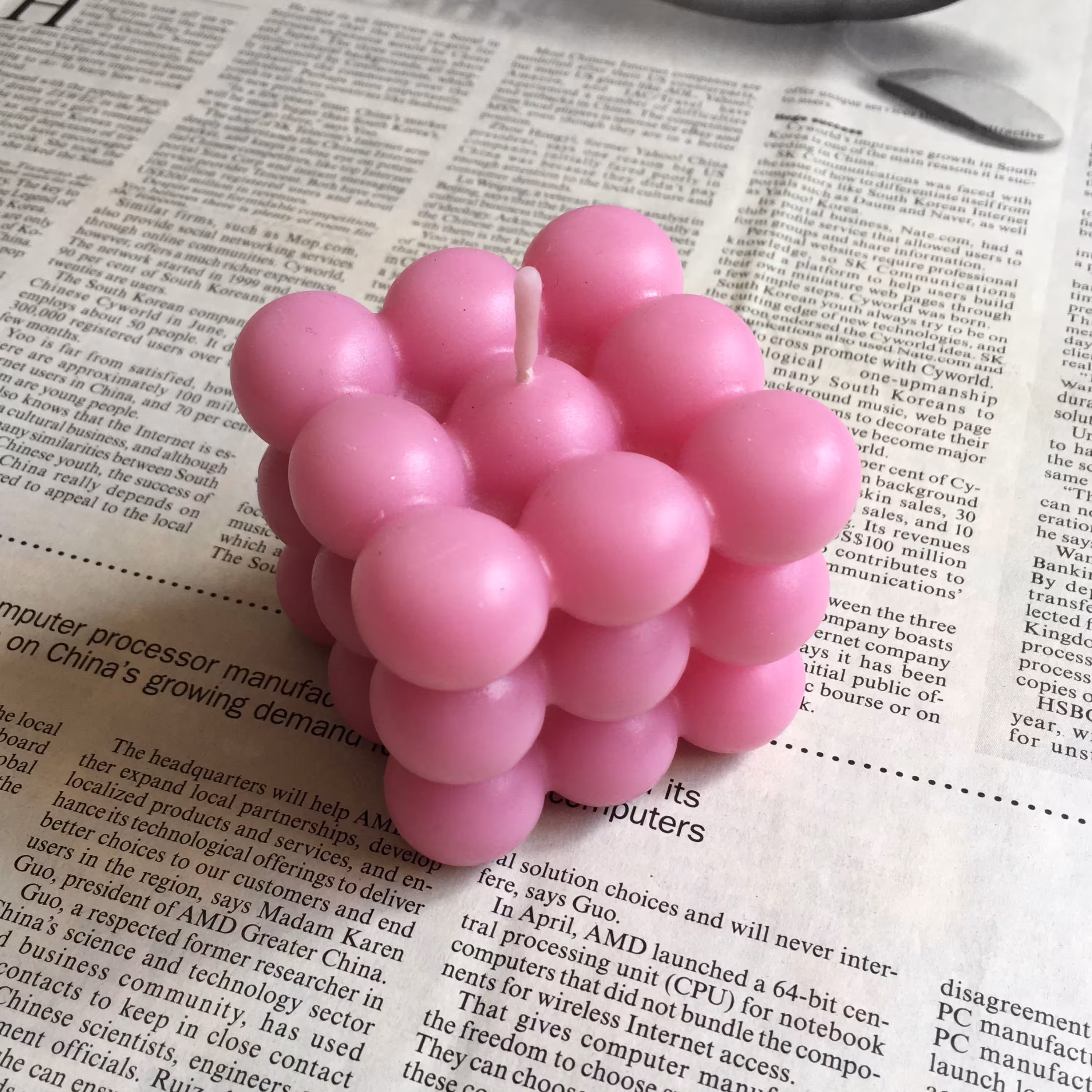 شمع دستساز طرح روبیک صورتی