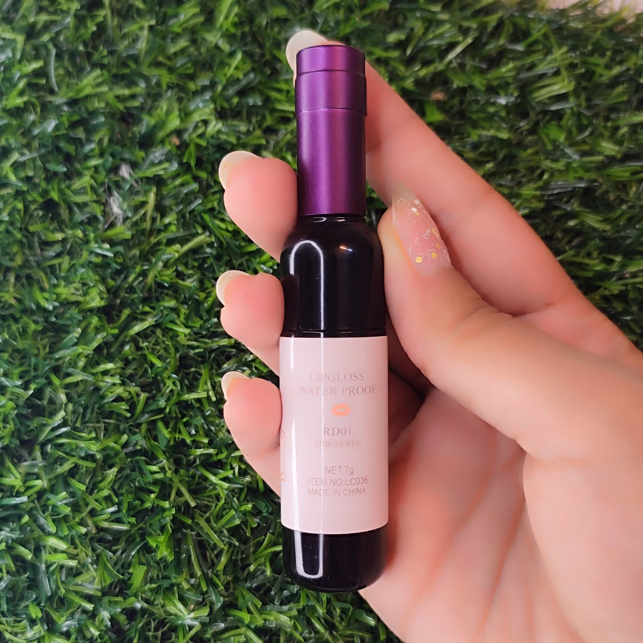 تینت لب شامپاین رنگ جلد بنفش