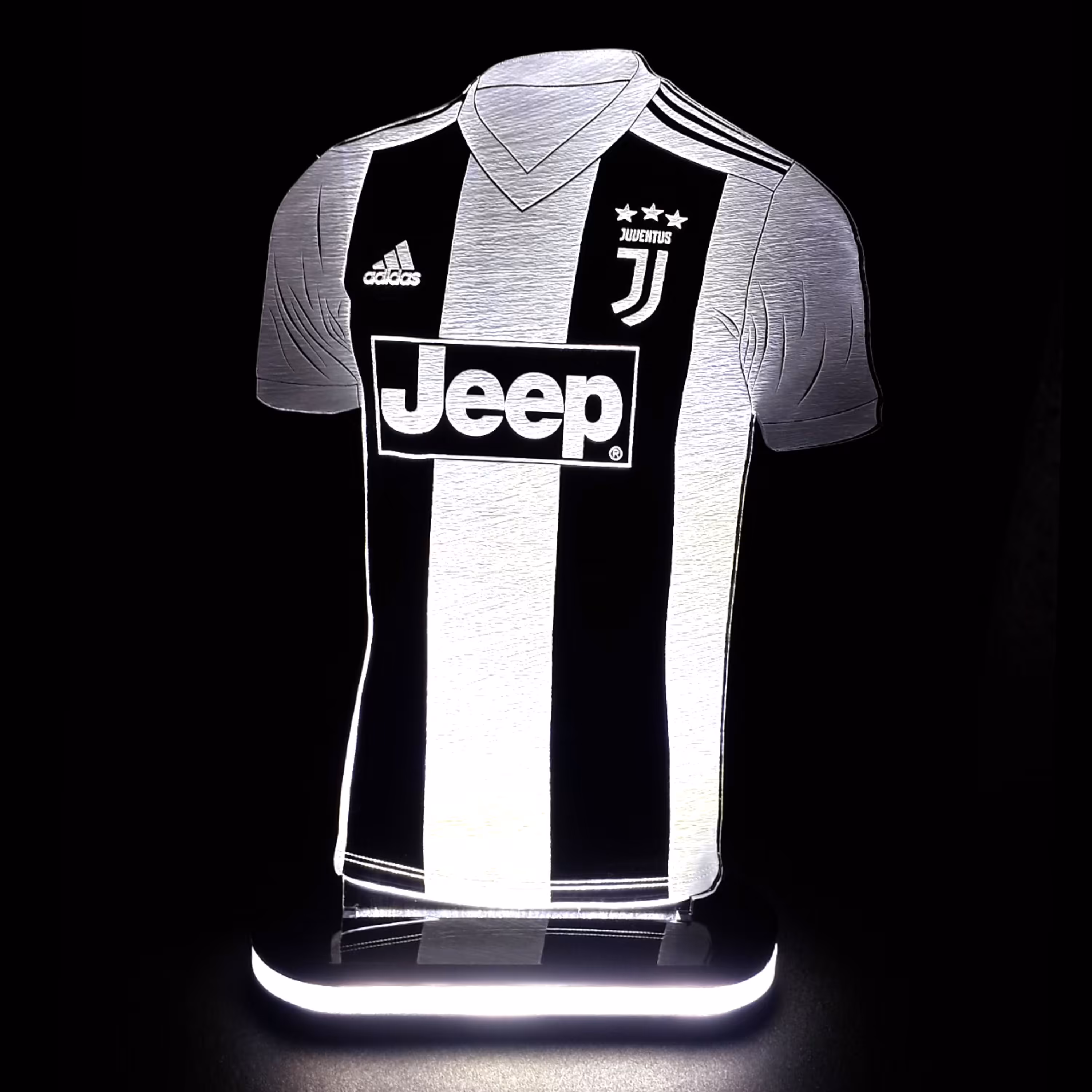 چزاغ خواب طرح پیراهن تیم یوونتوس ـ ارسال رایگان