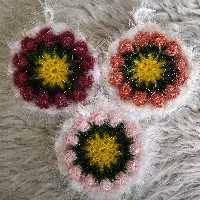 فروش عمده اسکاچ  طرح گل لاله برجسته  بافته شده با کاموا یوموش و سوزنی