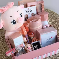 باکس سوپرایز هدیه کادو دخترانه و زنانه  باتوجه با بودجه و سلیقه شما