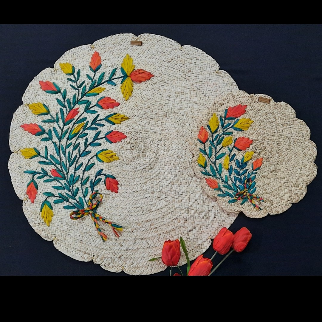 سفره رومیزی وزیر دیگی زیر بشقابی حصیری طرح گندمی سفره سایز80قیمت 550زیر بشقابی 250تومن (پس کرایه)