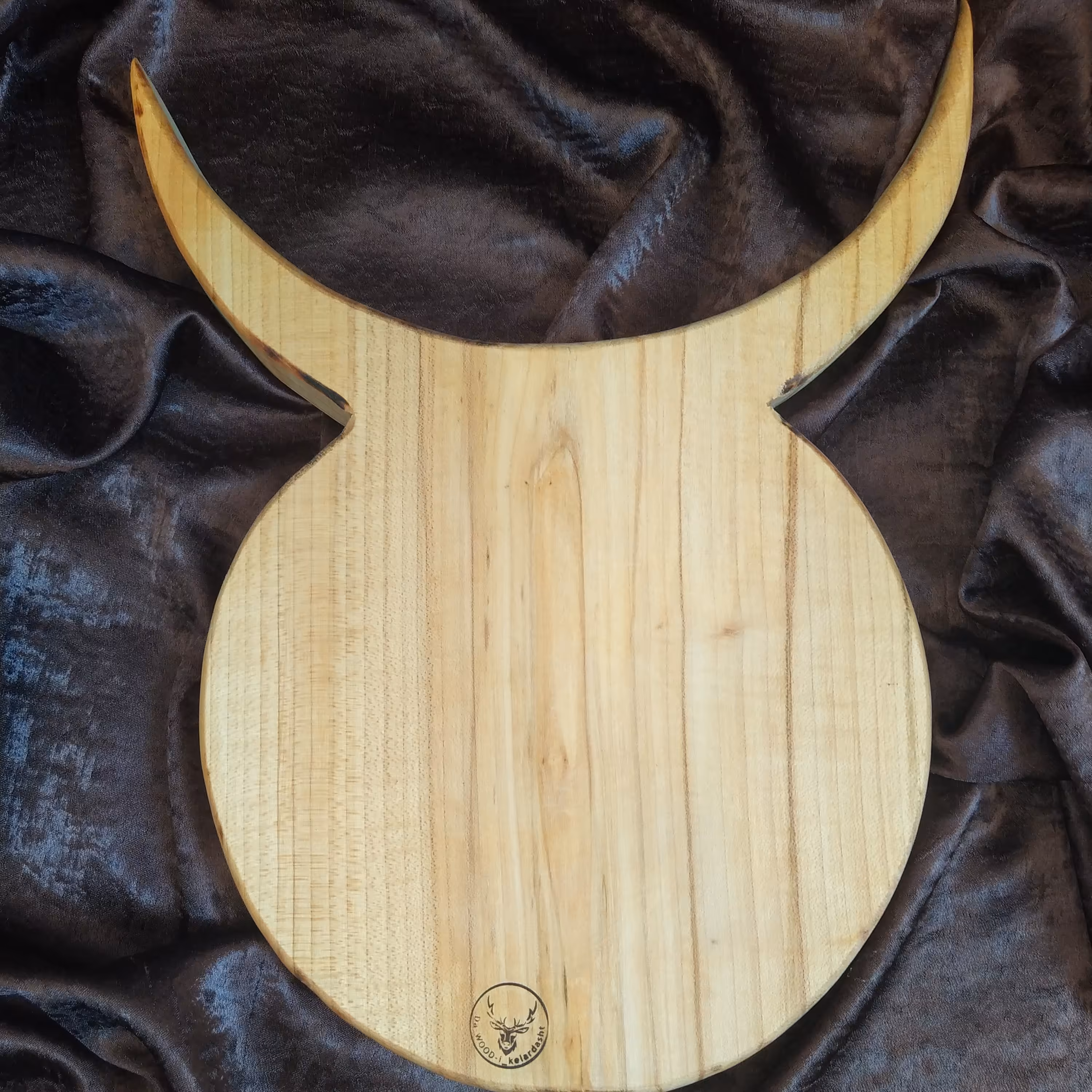 سینی سرو  و تخته کار و تخته گوشت چوبی طرح شاخ گاو