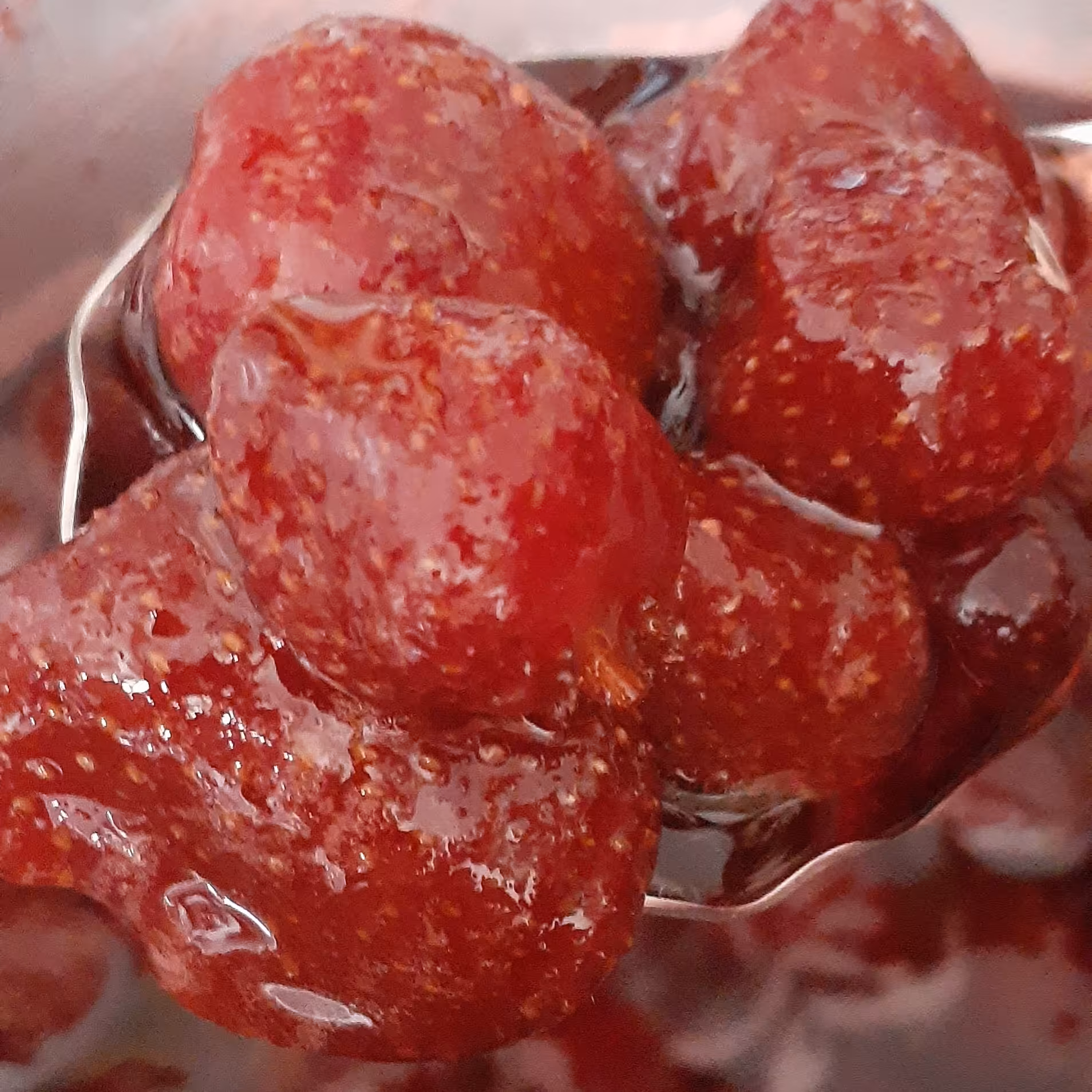 مربای توت فرنگی جنگلی