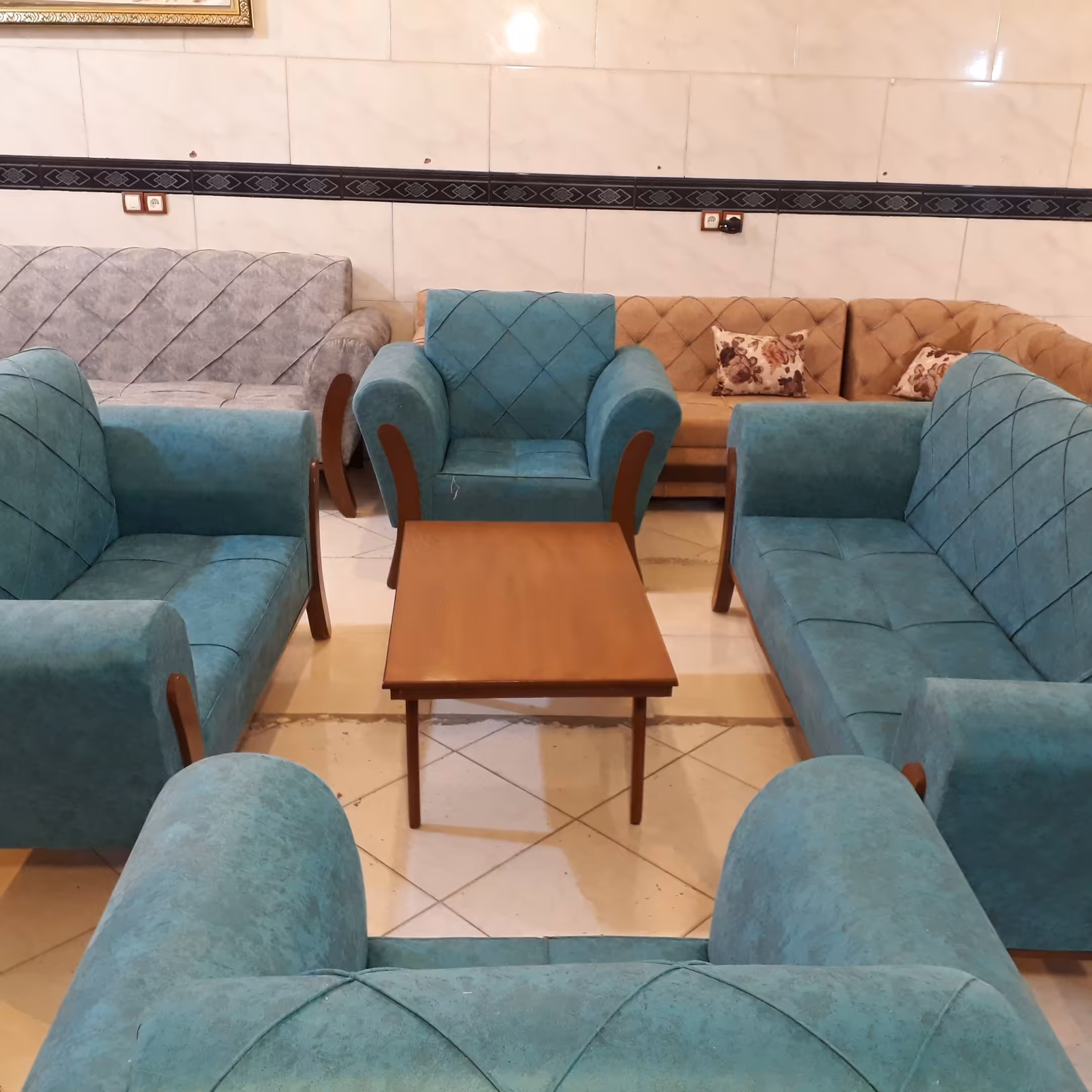 مبل چستر راحتی متریال