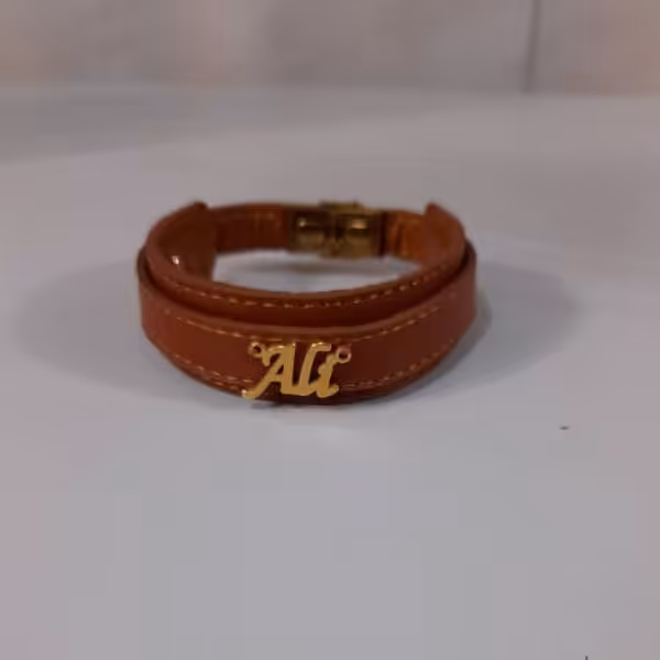 دستبند چرم طبیعی با پلاک