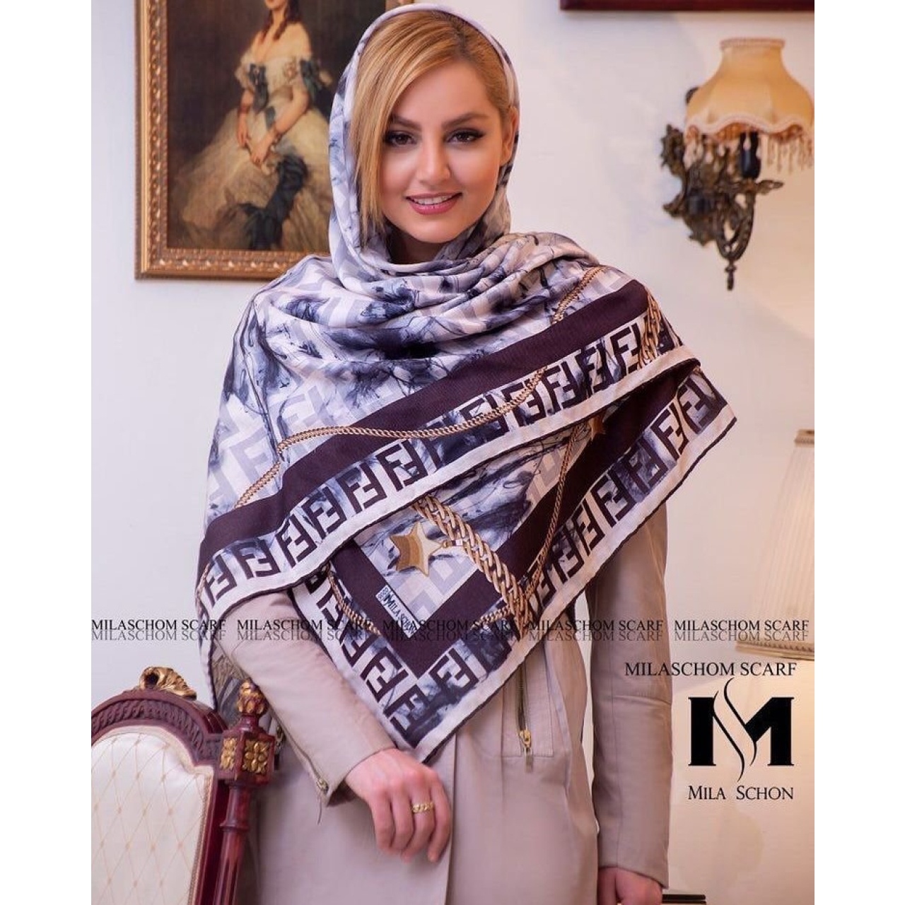 روسری زنانه قواره دار طرح برگ
