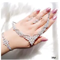 سرویس نقره زنانه  با آبکاری طلا سفید وعیار925 استاندارد ضد حساسیت