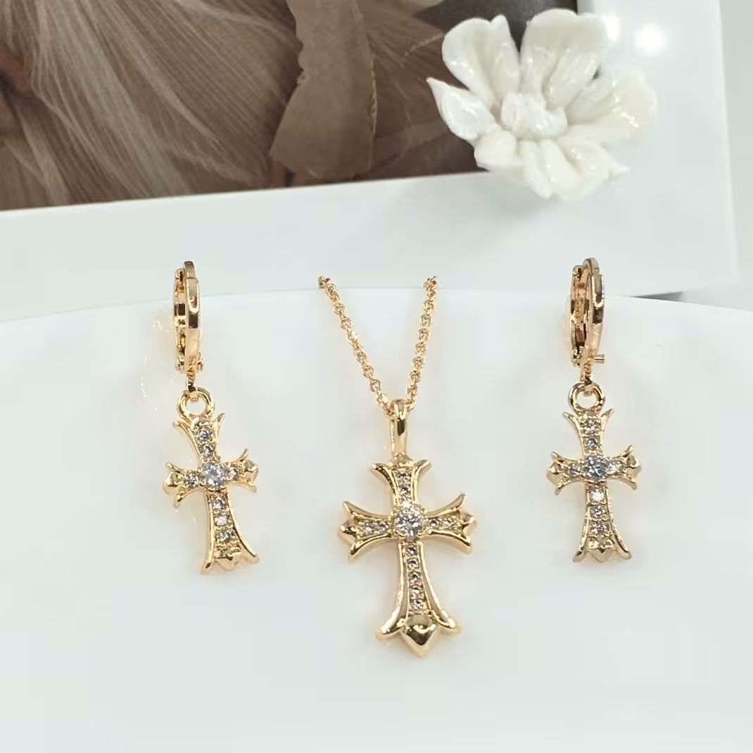 نیم ست صلیبی زیبا مارکysx