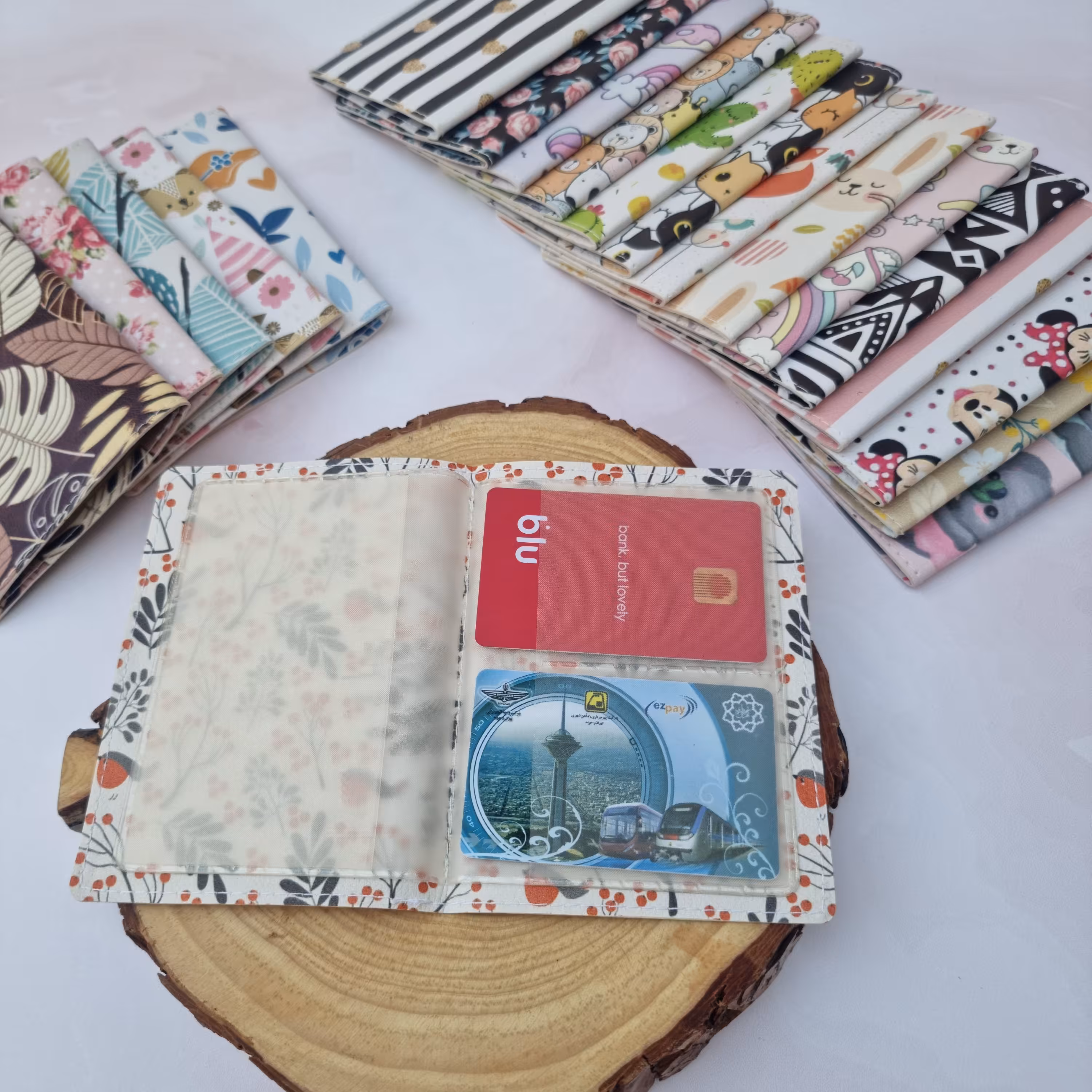 کیف جلد مدارک و کارت چرم مصنوعی (طرح فانتزی، در طرحهای متنوع)