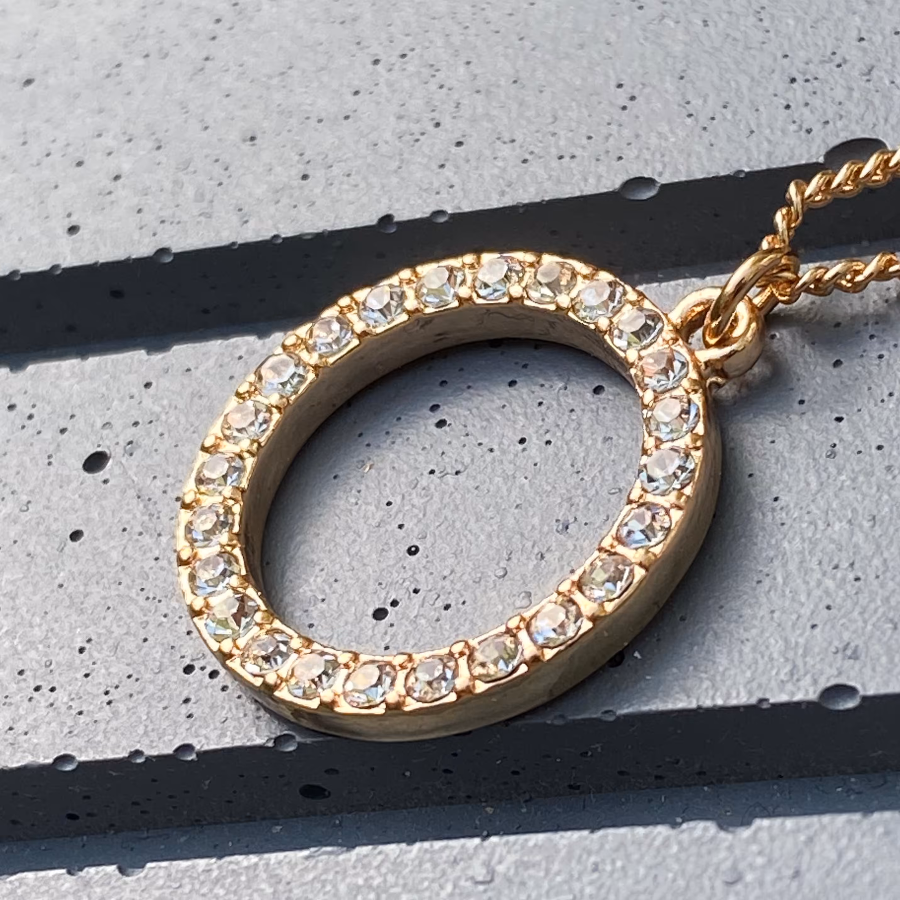 گردنبند دو لاین نگین دار ضد حساسیت بسیار زیبا گردنبند منتسب کادو تولد