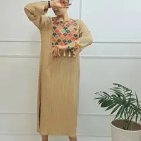 کفتان سنتی جنس کراش با خرج کار سنتی دو طرف کار 30 سانت چاک دارد فری سایز مناسب 38 تا 44