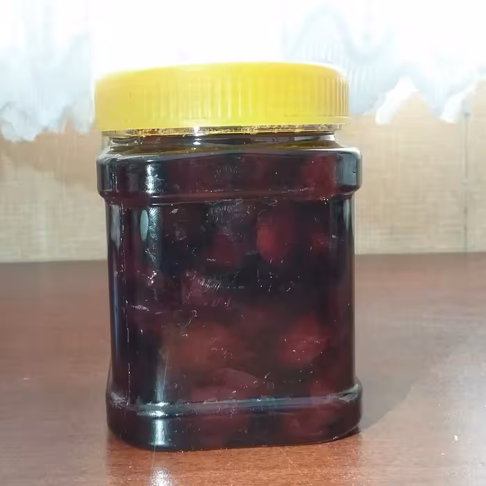 مربای آلبالو خانگی تازه (500 گرم) به همراه 300 گرم شربت آلبالو