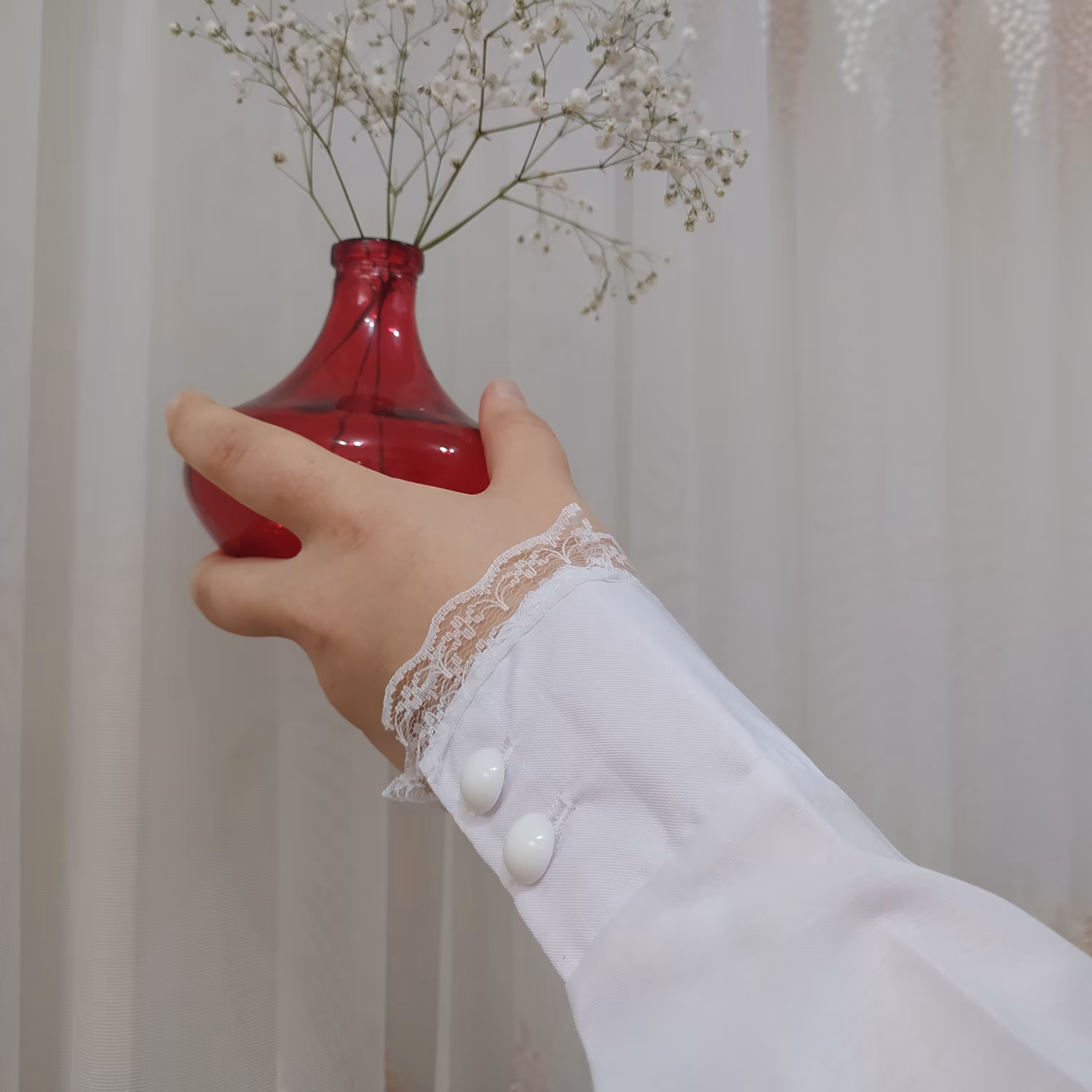 آستینک مچدار توردوزی شده سفید نخی