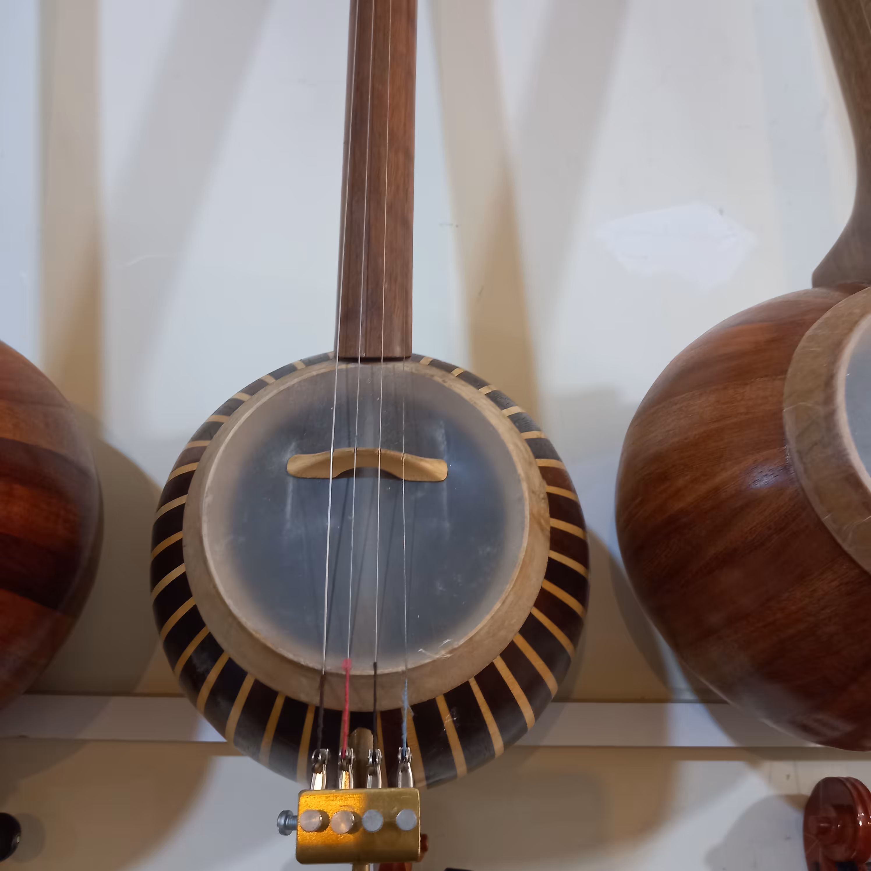 ساز  کمانچه