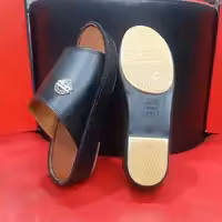 دمپایی المطراش