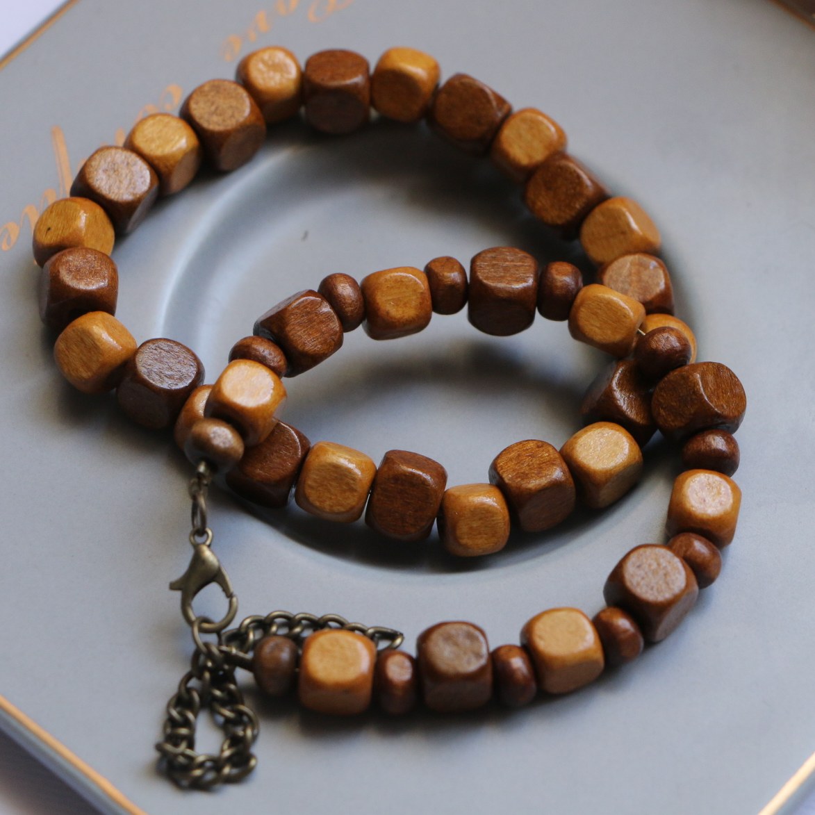 دستبند چوبی