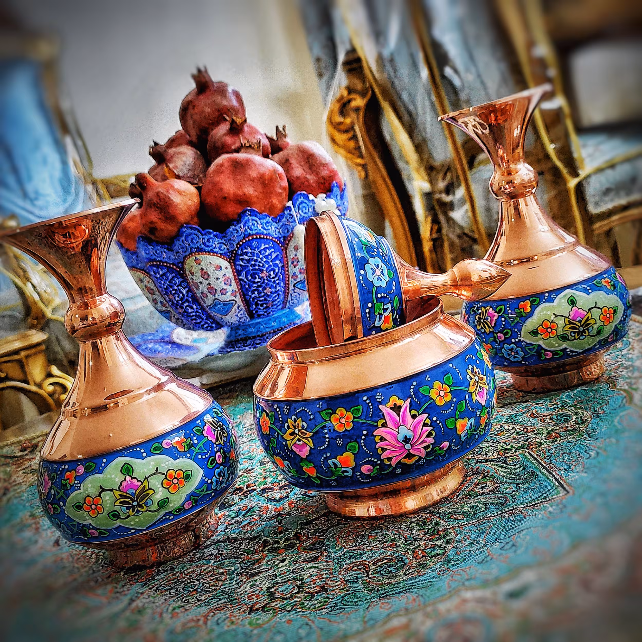 ست شکلات خوری و گلدان طرح پرداز